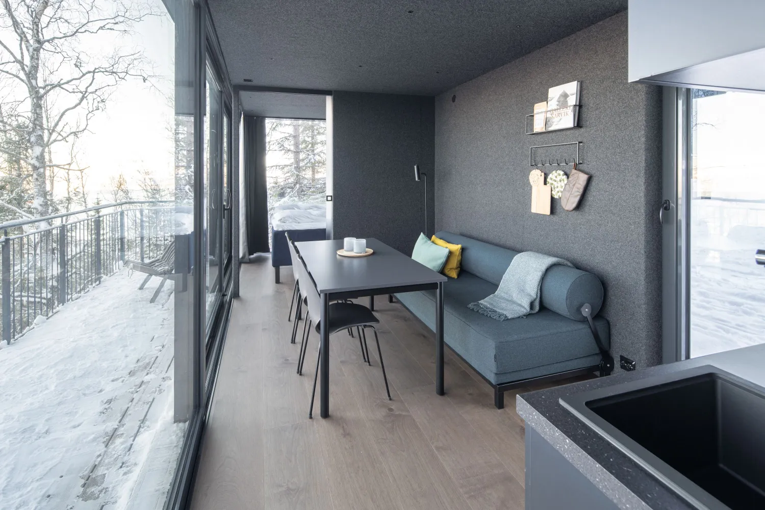 Stor hytte med to dobbeltrom